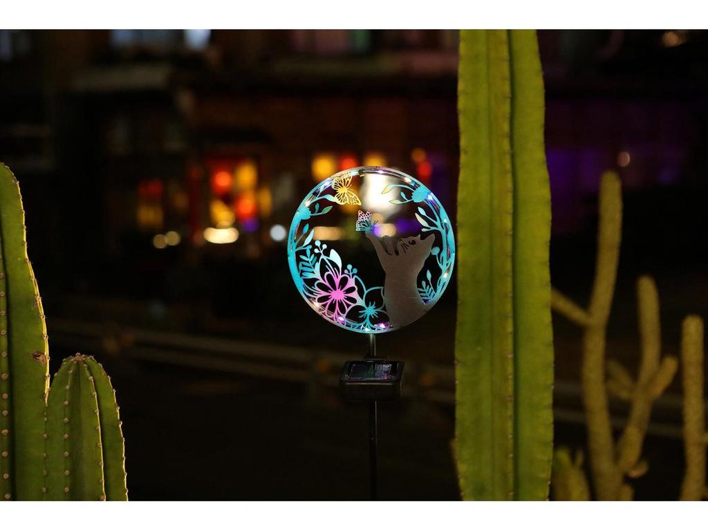 Rainproof Solar Wrought Iron Decorative Garden Light