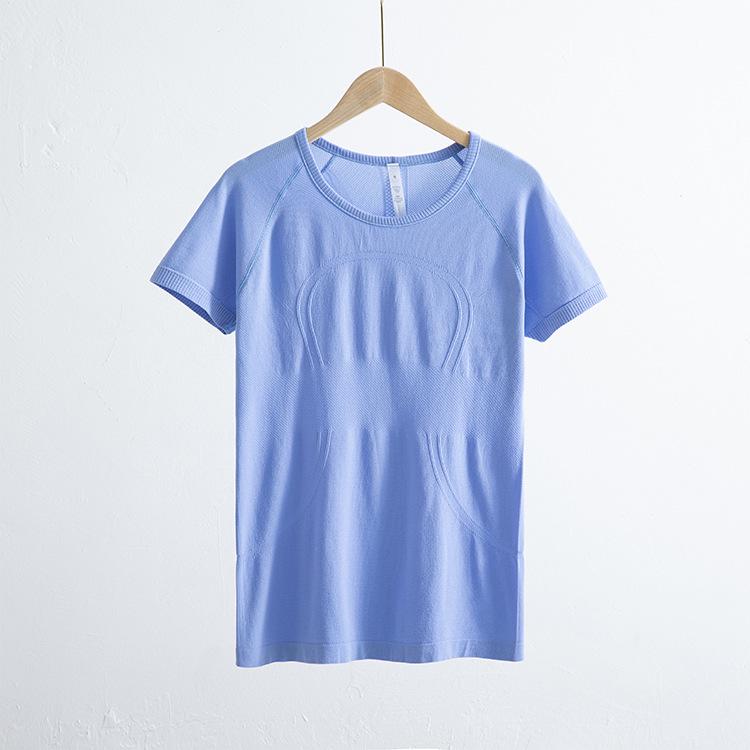 Seamless Swiftly Tech Quick-Dry Yoga Top – Short-Sleeved & Breathable