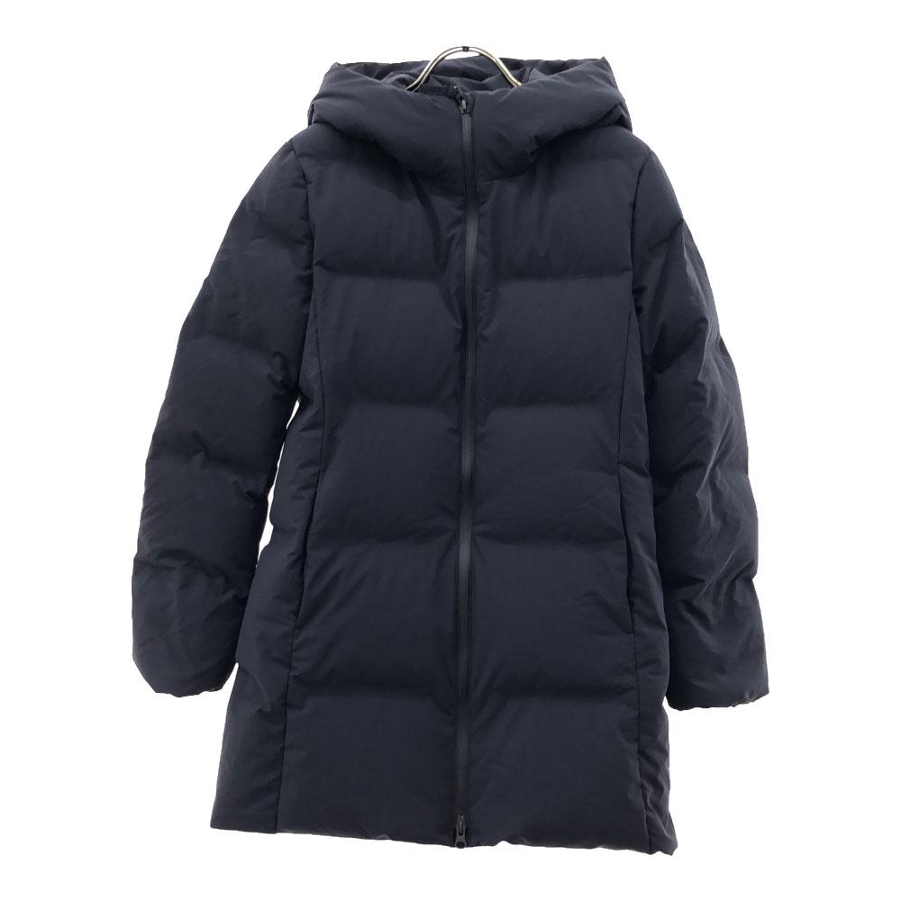 

Uniqlo Неношеное бесшовное пуховое пальто-шорты S темно-синее женское б/у