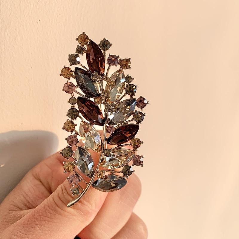 Senior Brooches Flower Leaf Brooch Pins for Women Suit Pendant  Fashion Brooches Jewelry