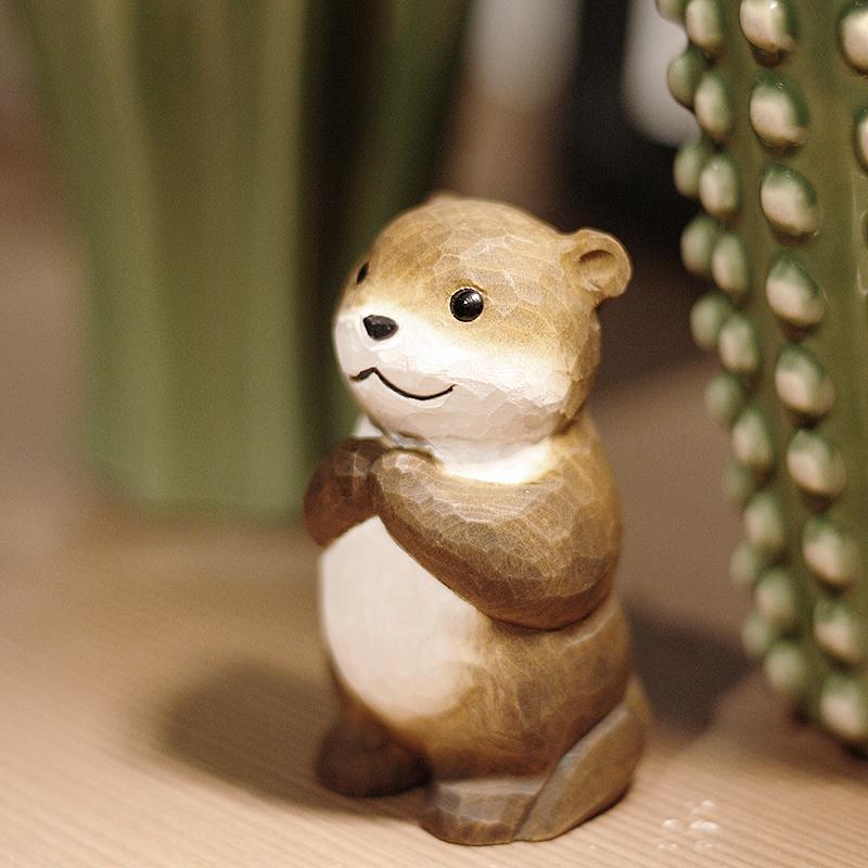 

Wishing Otter Blessing Gift Handmade Wood Carving Desk Accessories Home Decoration Ornaments Wood Animal Sculpture Home Decor