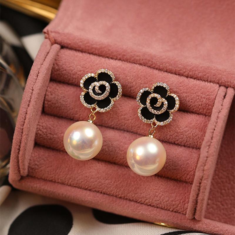 Sexy Woman Black Flower Earrings Party Club Accessories Ear Stud Earrings Fashion Jewelry Korean Pearl Earrings Moda Mujer