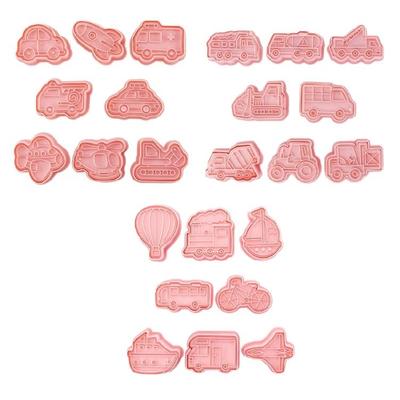 24Pcs Plastic Biscuit Molds Cookie Stamps DIY Cake Molds Kitchen Cooking Tool