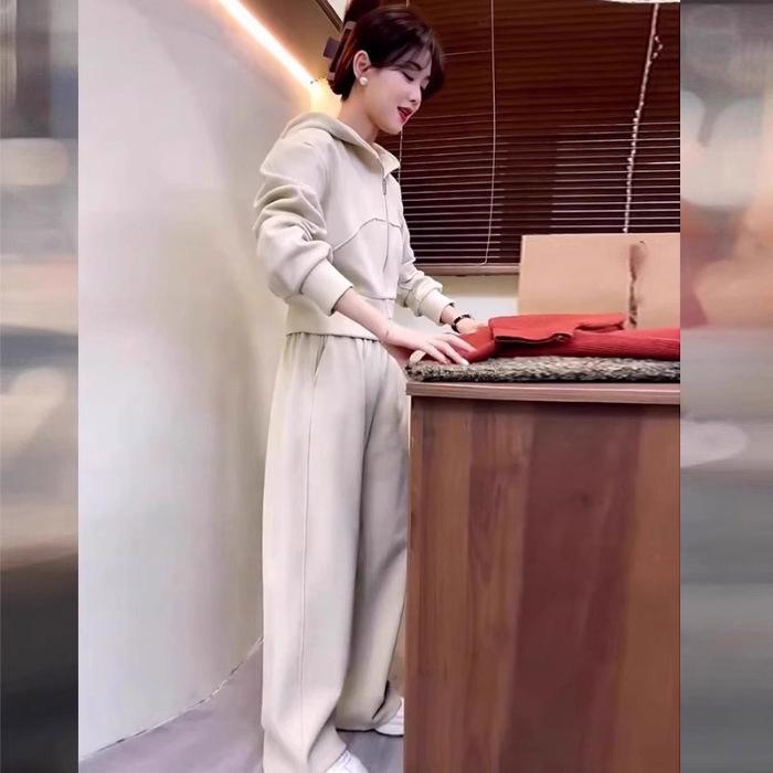 

2026 Women s Stylish Slimming Hoodie & Wide-Leg Pants Set - Spring/Autumn 2XL