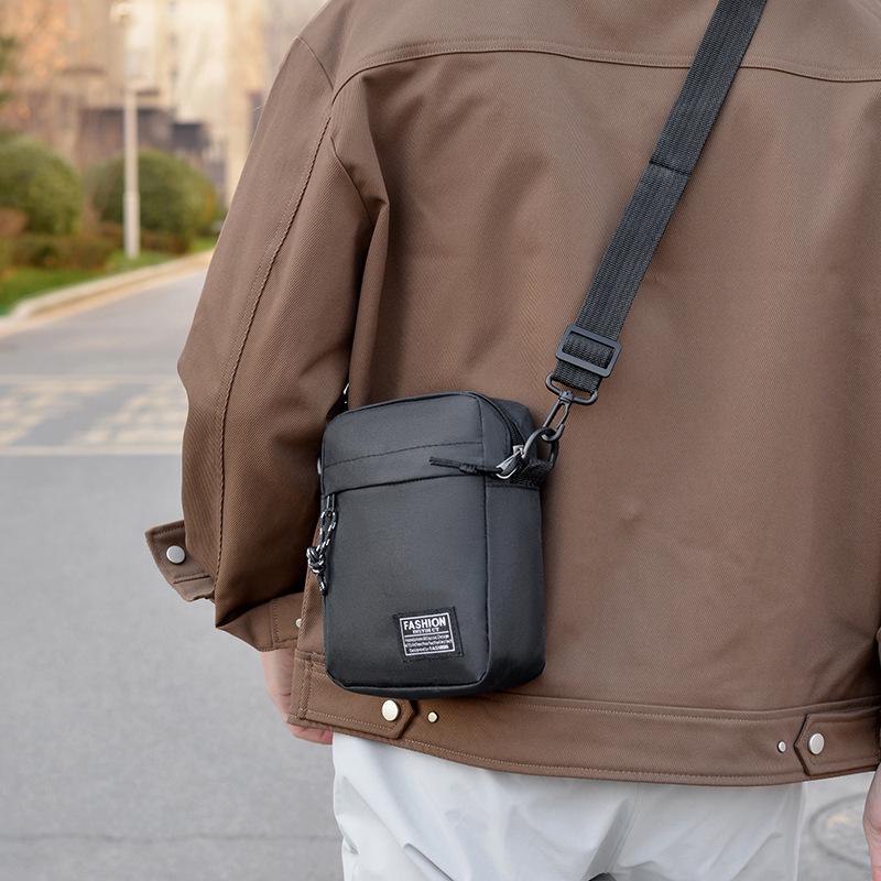 Geantă Versatilă Crossbody și de Umăr pentru Bărbați - Rucsac de Afaceri Multifuncțional din Pânză Oxford
