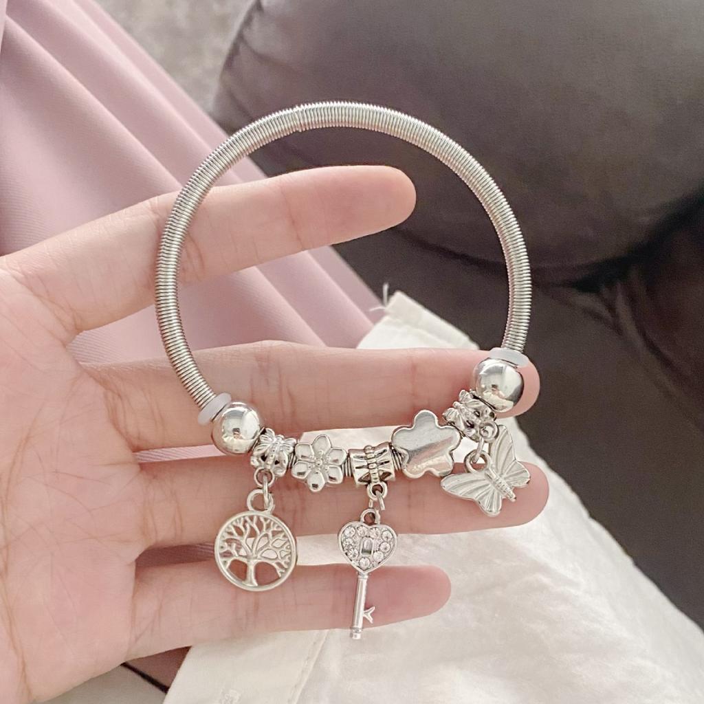 1 Women's Pan Family Style New DIY Beaded Bracelet Life Tree Key Set with Diamond Versatile Adjustable Best Friend Bracelet
