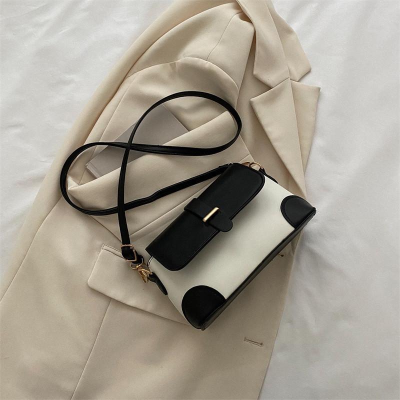 

Trendy Casual Pu Shoulder Bag For Women In Black Brown Pink And Red Stylish Color Block Design чёрный