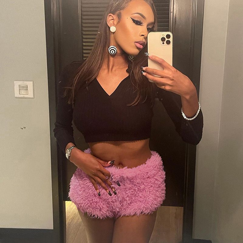 Women's Fashion Low Waist Hip-Wrapped Casual Super Short Shorts Stuffed