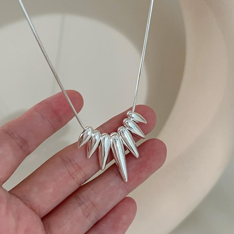 

New 925 Luxury European And American Style Bullet Drop Necklace 2026 for Women Summer Fashion Personal Necklace Fine Jewelry