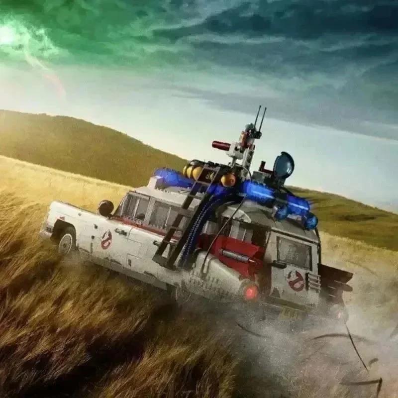 2352 PEZZI ECTO-1 Ghostbusters Veicolo Creativo Blocchi da Costruzione Compatibile con Mattoncini Giocattolo Modello Auto Kit per Adulti Regalo