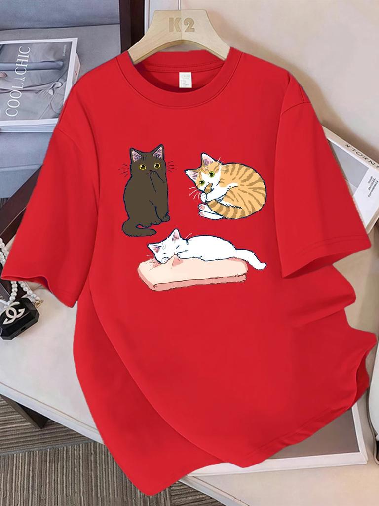 Mischievous Three Colored Kittens Prints Women T-Shirt Summer T Shirt O-Neck Comfortable Loose Tops Street WomEn Clothes