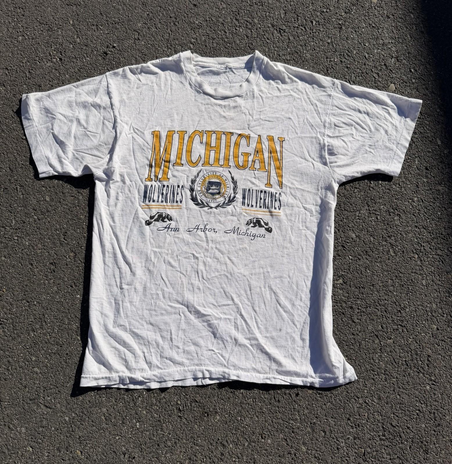 Vintage 90s Michigan Wolverines University College White Men’s Size XL Unisex T-Shirt S