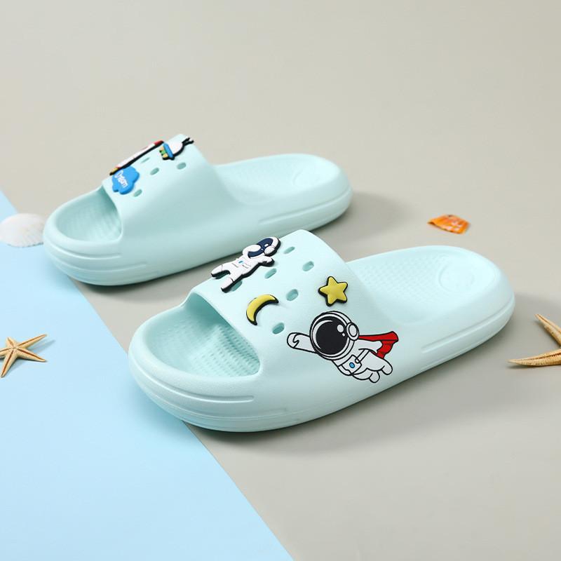 Stylish Cozy And Kids Slippers 2022 Eva Nonslip House Sandals With Cartoon Patterns For Boys And Girls Available In Col Various