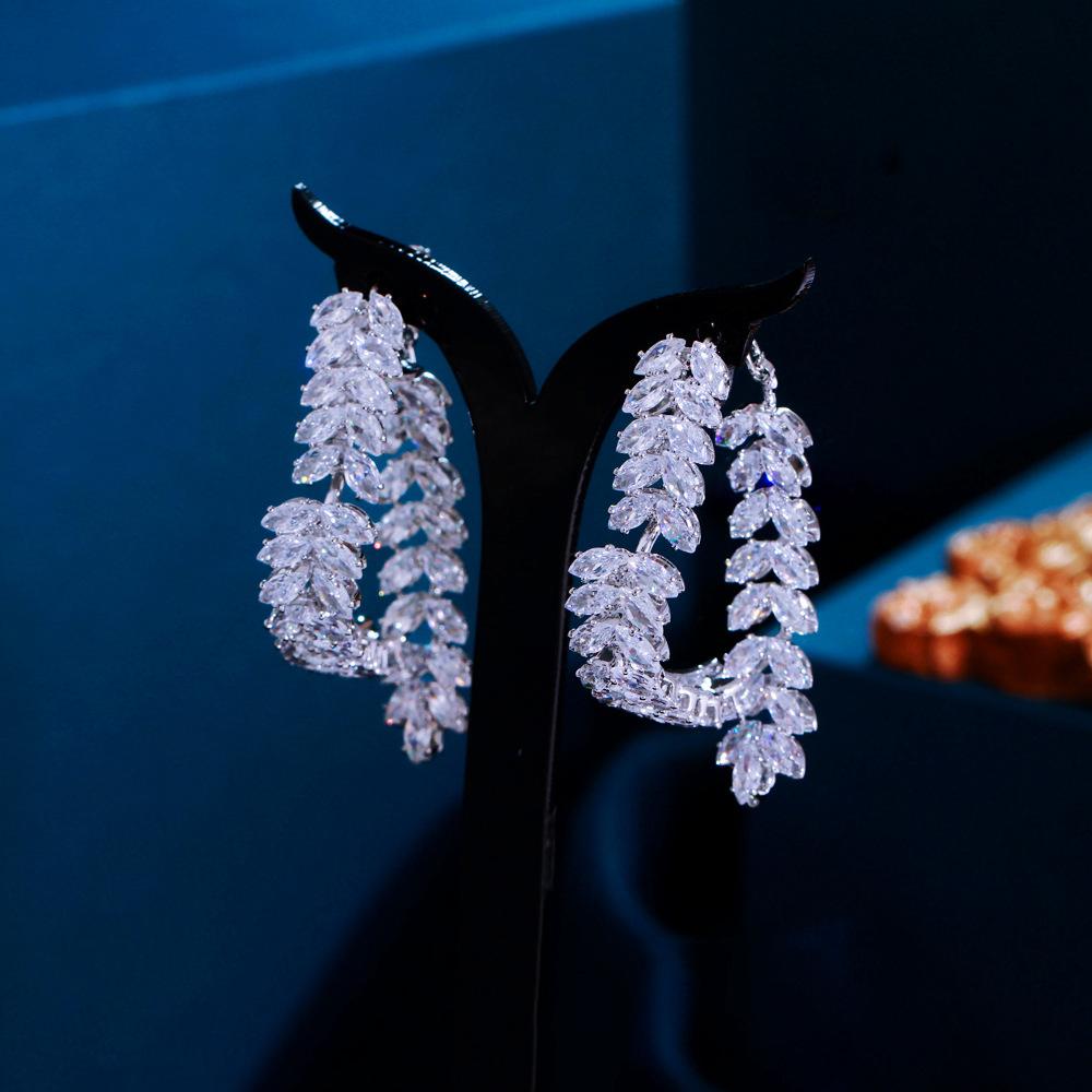 

Дизайн легкой роскоши, серьги-пусеты с цирконом в виде колосьев пшеницы, женские серьги, двойной способ ношения спереди и сзади, серьги высокого класса