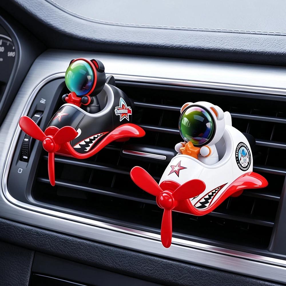New Astronaut Propeller Car Fragrance Car Air Freshener Ornaments Decor Interior Decoration Auto Rotating Aroma Diffuser