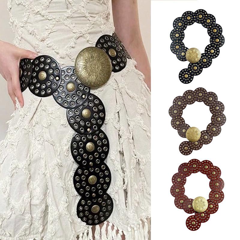 Vintage Style Hollow Out Rivet Belt Exaggerated Accessories European And N Style Belt Tre