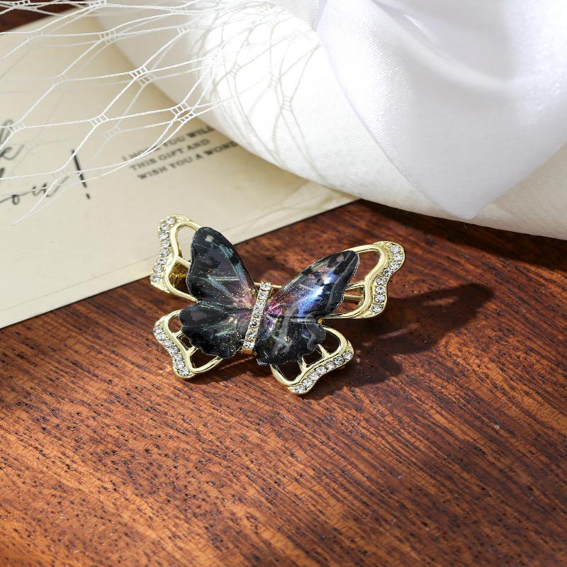 Vintage Butterfly Brooches For Women High Grade Fashion Insect Brooch Pins Coat Bags Pins Accessories Girl Party Jewelry Gifts