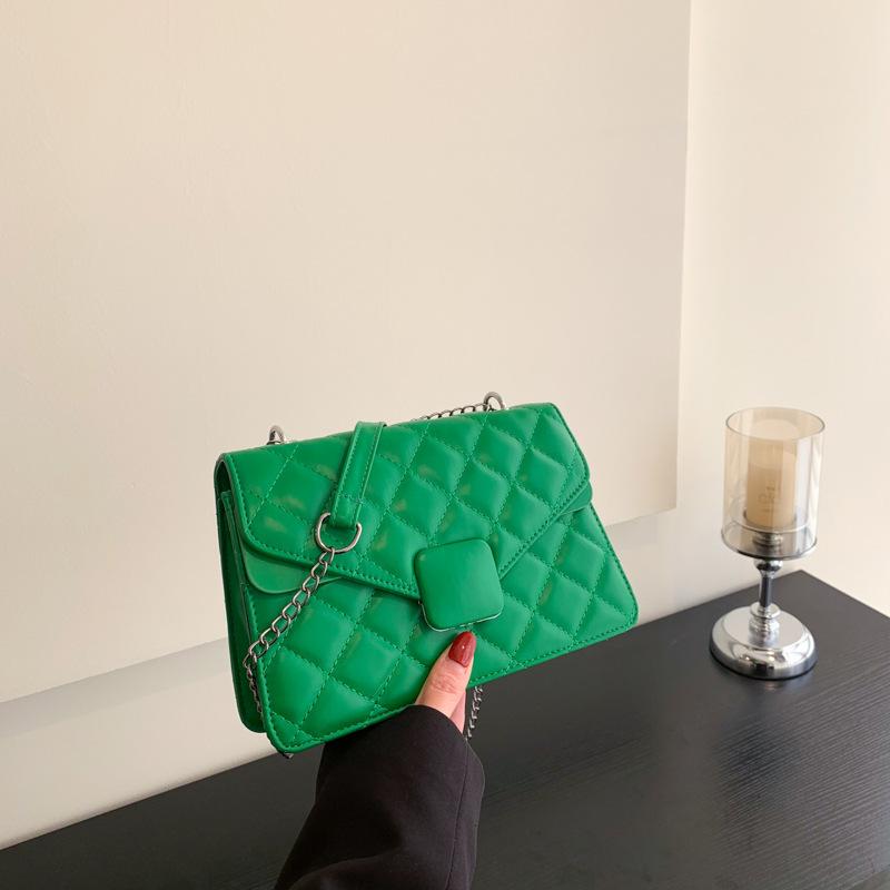 

Small bag women s 2024 spring new fashionable retro diamond chain embroidered thread small square bag women s shoulder messenger bag зелений