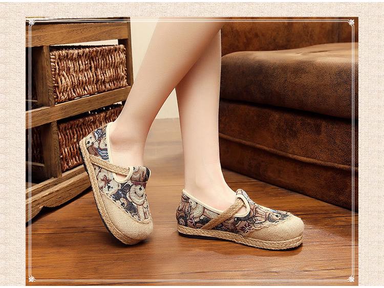 2025 Ethnic Style Women's Non-Slip Cotton Linen Shoes - Comfortable, Breathable, Easy-to-Match Teddy Bear Print.