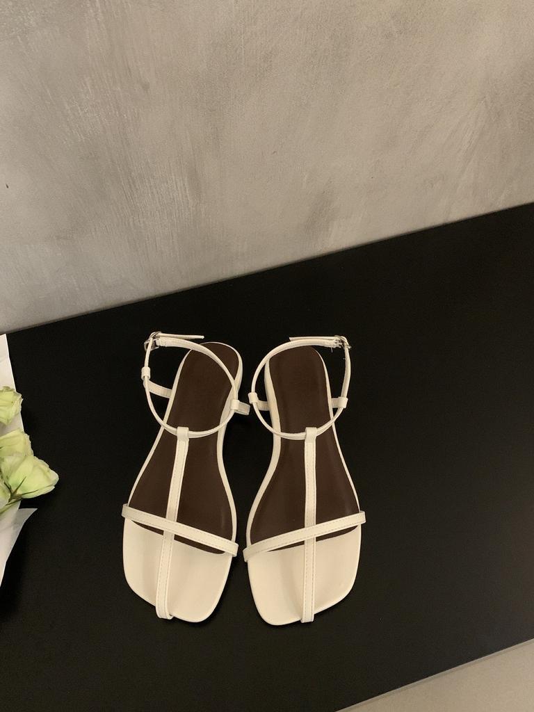 Französische Sandalen mit flacher Sohle und dünnen Riemchen, Damenschuhe 2025 neu, Sommer, koreanische Version, vielseitig, minimalistisch, Strandschuhe, Römerschuhe