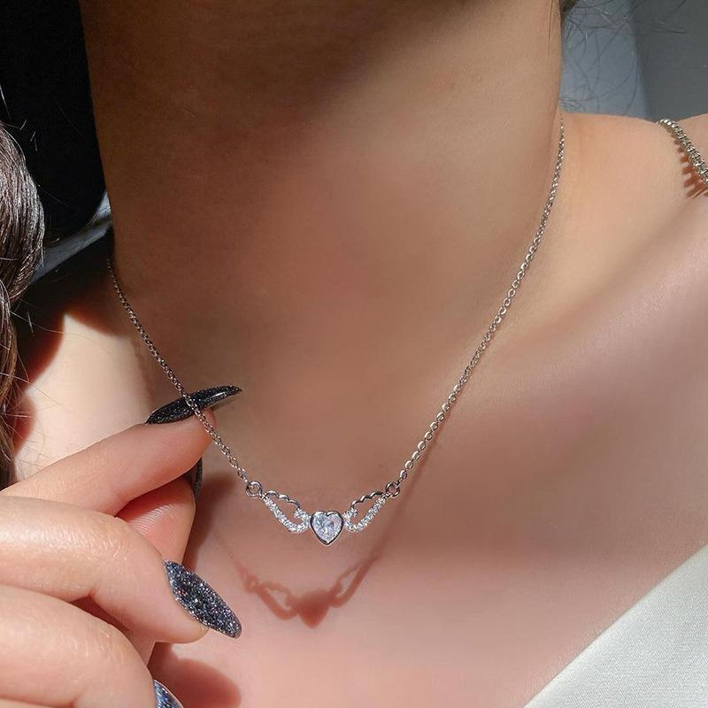 Wings Pendant New Jewelry Women's Fashion Diamond-encrusted Love Necklace Alloy Sweater Chain