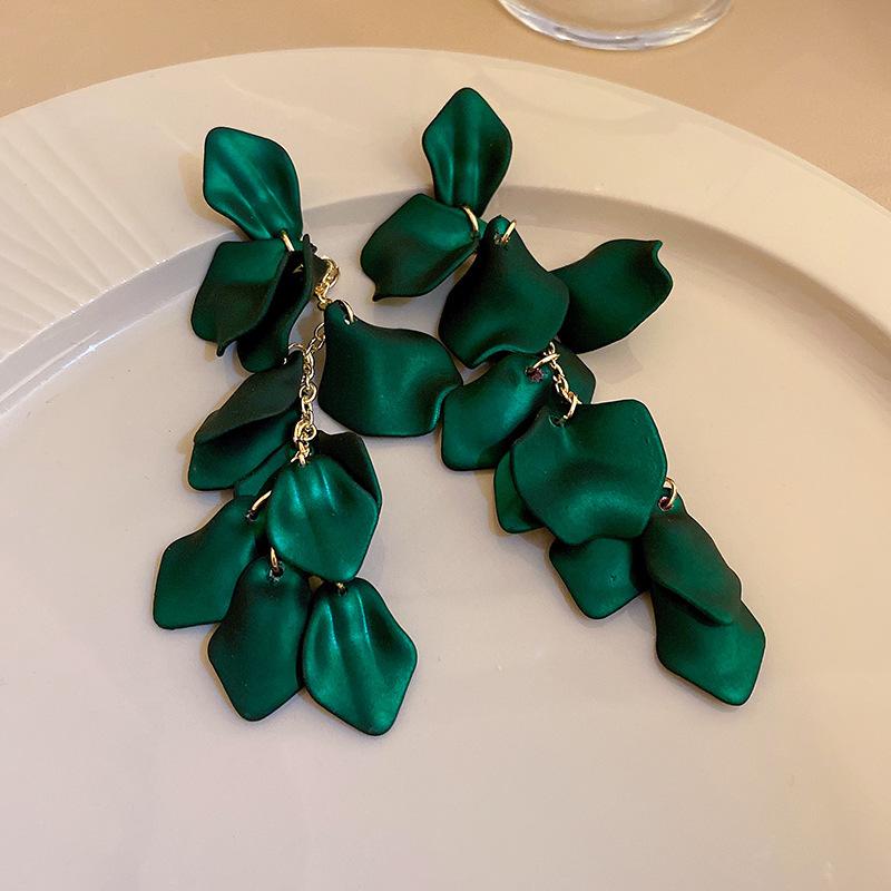 Rose Petal Long Earrings Exaggerated Internet Celebrity Temperament Fashion Light Luxury Earrings Earrings Earrings Fashion