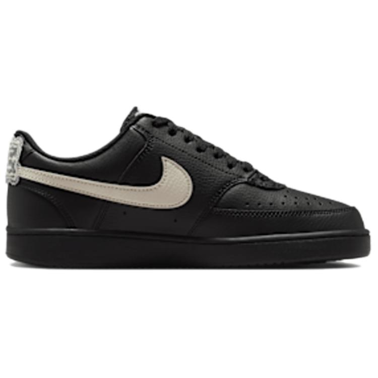 Nike Scarpe da Skateboard Court Vision in Pelle Sintetica Traspirante con Supporto Basse da Donna Nero IR1387-001