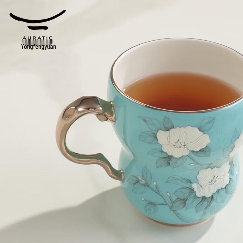 Yongfengyuan Madam Porcelain Hand-Painted Ceramic Mug