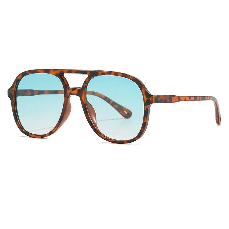 

Stylish Large Frames Double Beam Sunglasses Casual Cycling Driving Blackout UV400 Sunglasses Male and Female Toad Eyeglasses As shown