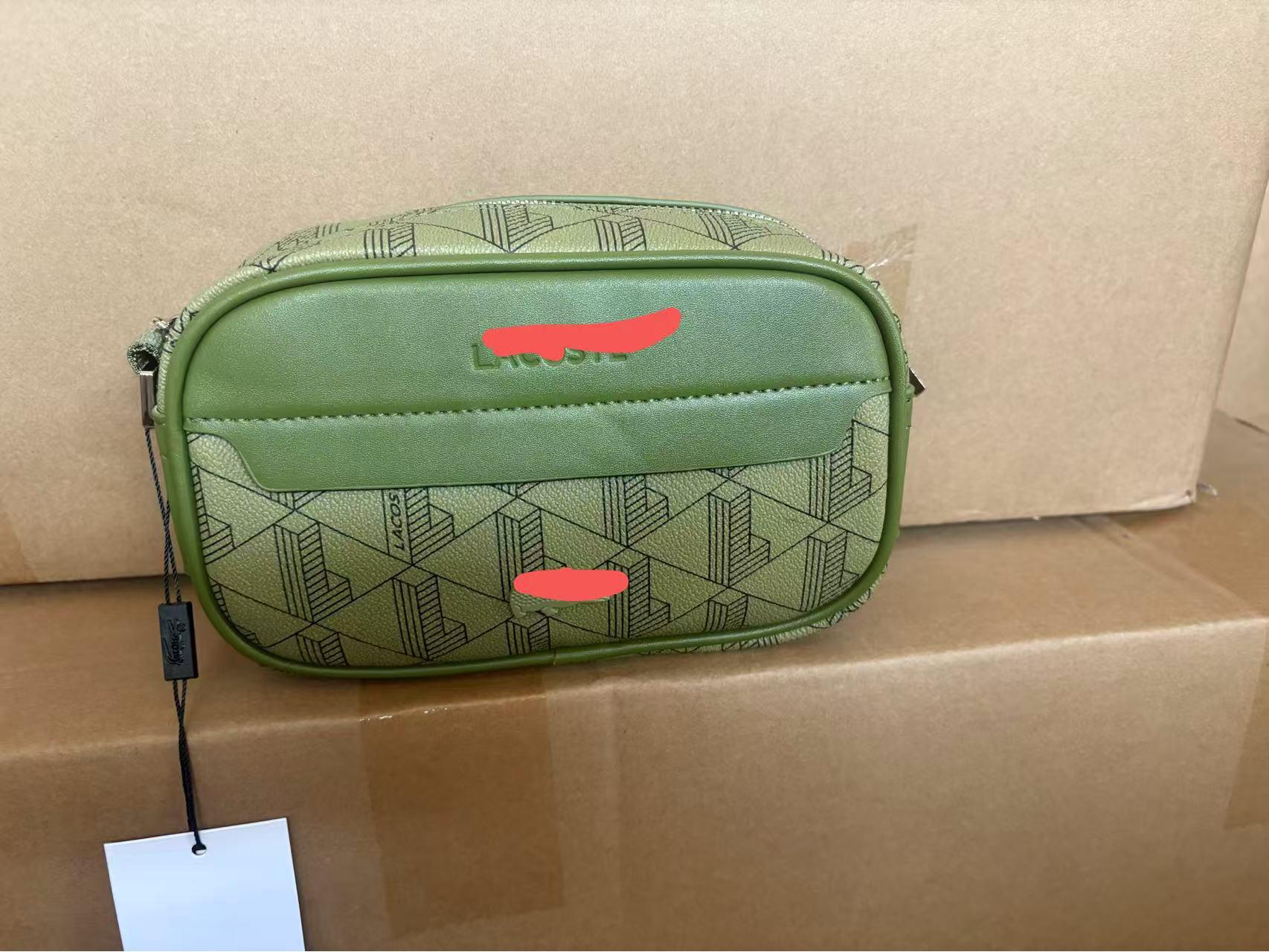 

2025 Men s Multi-Functional Crossbody & Chest Bag 20x13x6 CM