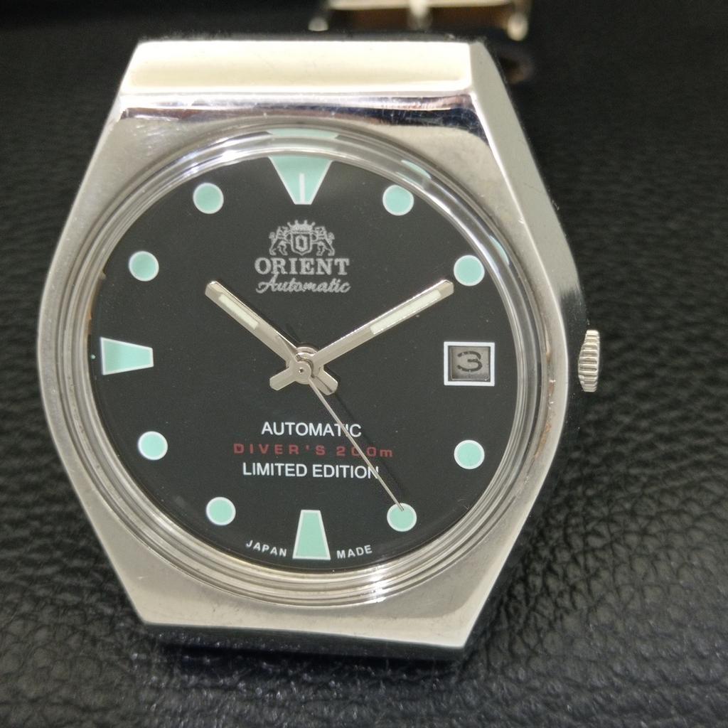 ORIENT AUTOMATIC 46941 VINTAGE JAPAN MENS BLACK COLOR DIAL WATCH a701814-5 R207-a701814