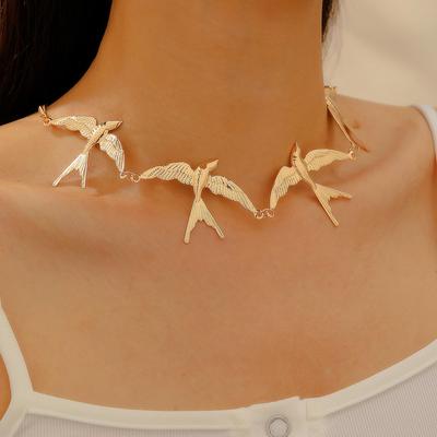 Simple Elegant Temperament Swallow Flock Flying Birds Necklace Pendant Clavicle Chain