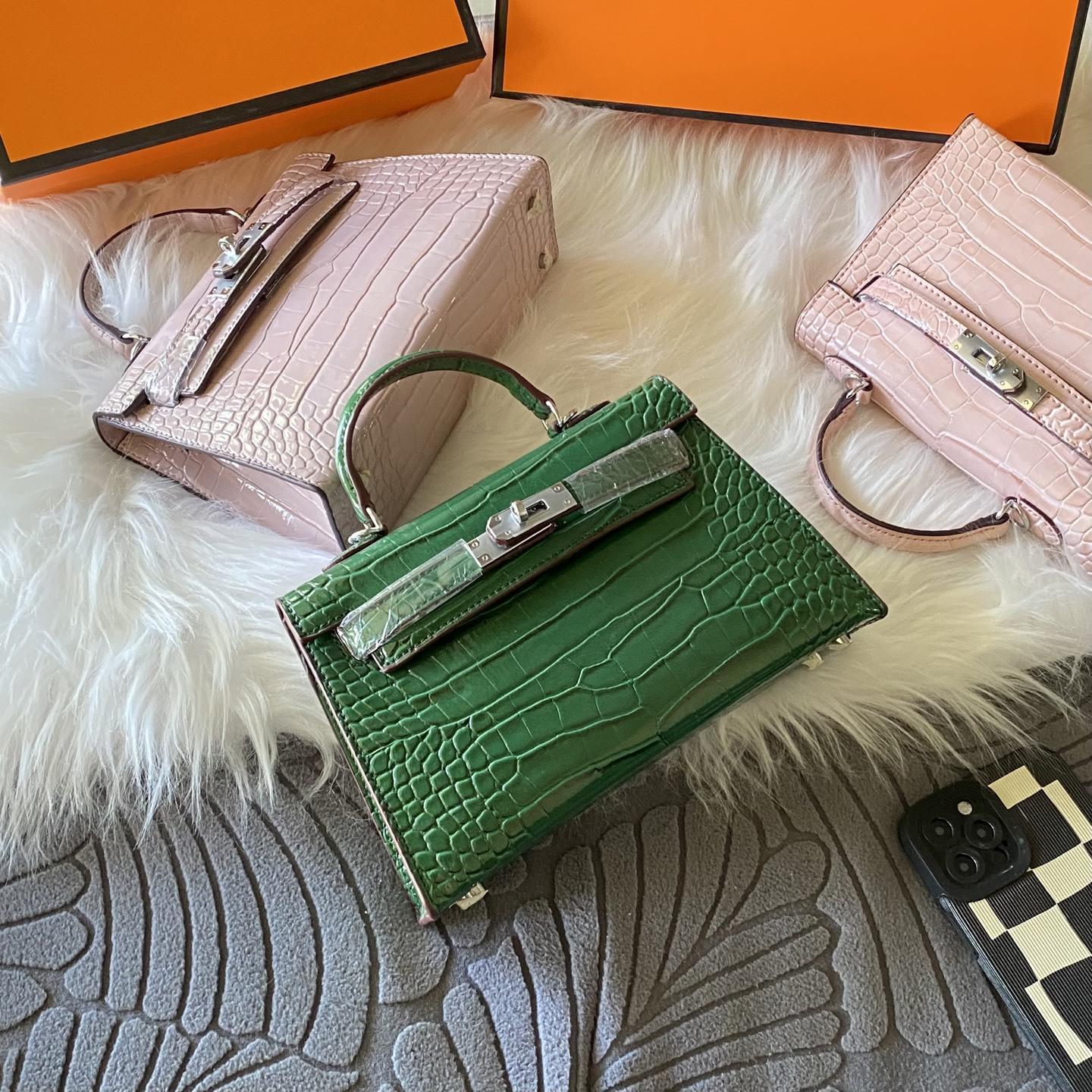 

Новая изысканная женская сумка-мессенджер, маленькая сумка, сумка с тиснением под крокодила, высококлассная мини-универсальная сумочка. 22cm