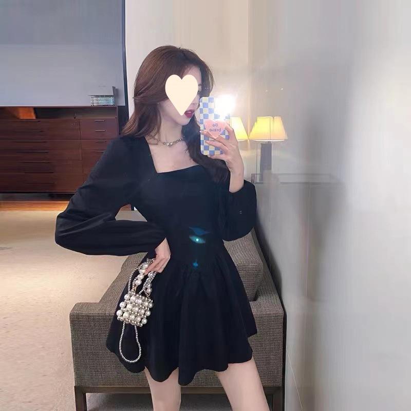 Small square neck puffy dress with waist pure desire small black dress new