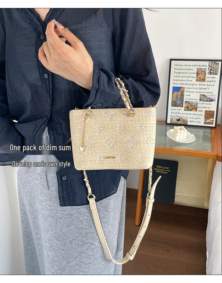 Women's Stylish Embossed Crossbody Bag: Trendy, Versatile, Large Capacity Shoulder & Commuting Bucket Bag