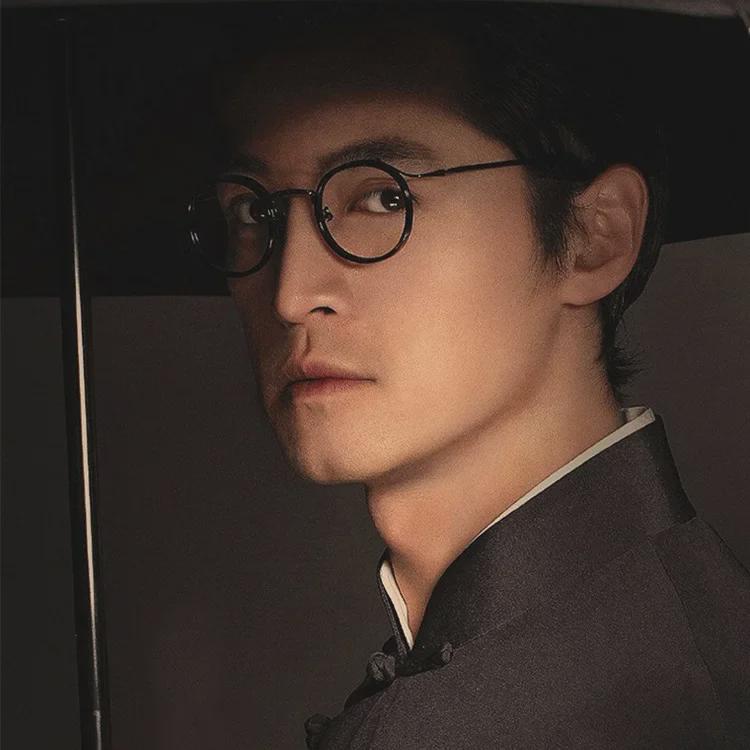 Hutong Song Retro Pure Titanium Round Glasses with Anti-Blue Light for Large Faces - Fashionable and Myopia-Compatible