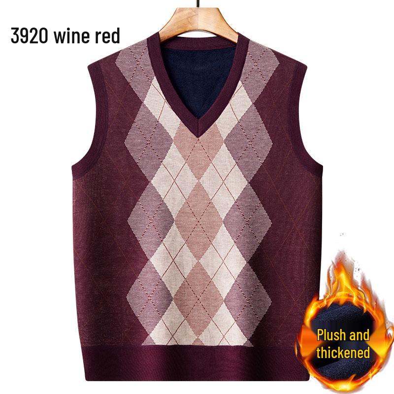 Dad's Fleece-Lined Sweater Vest: Warm Knitted Base Layer for Middle-aged and Elderly Men in Autumn and Winter.