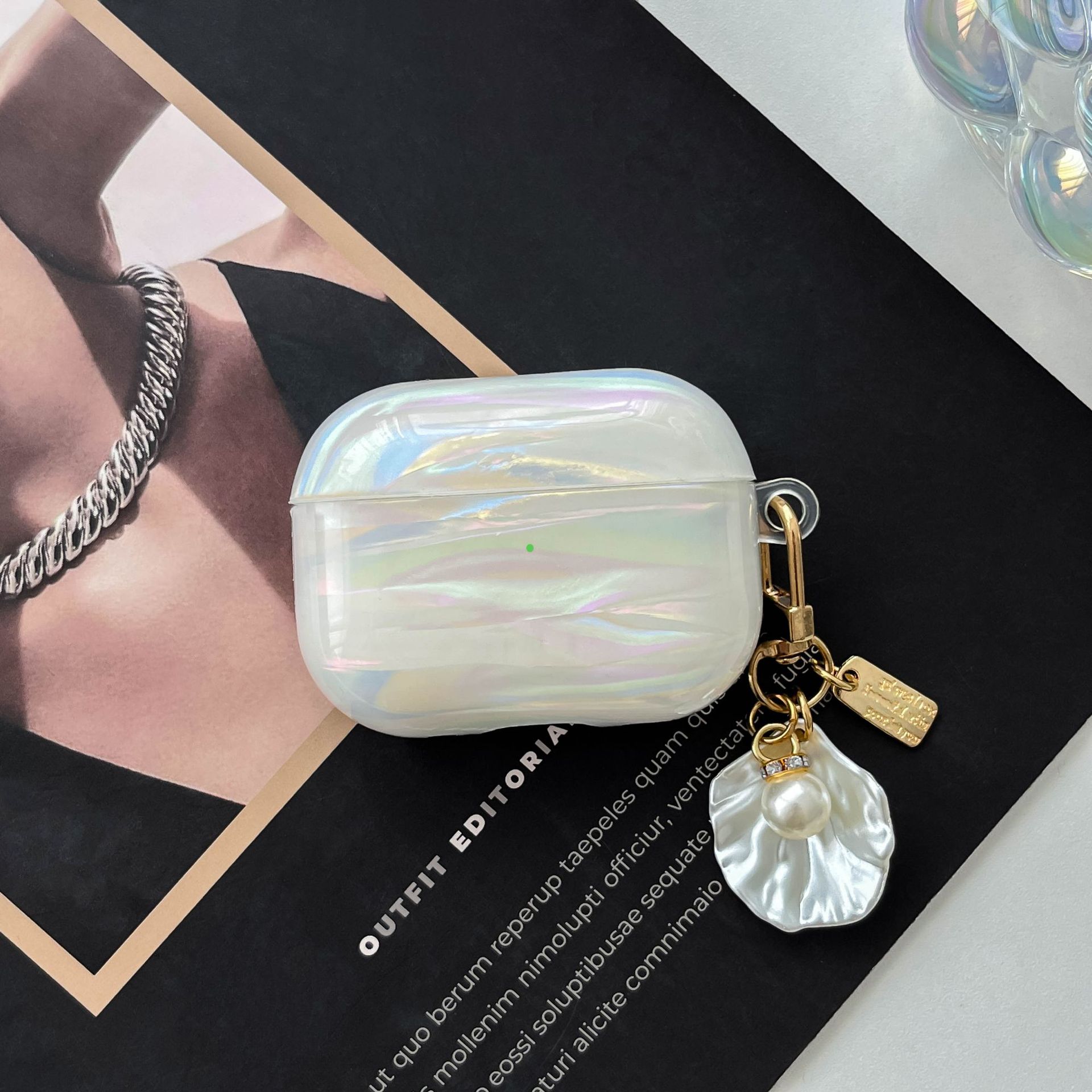 

For AirPods Pro 2 Case IMD Soft TPU Protective Cover with Pearl Shell Pendant