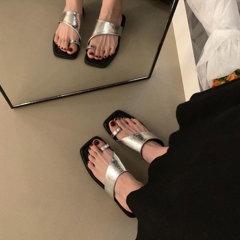 

Fashion Fashion 2024 Shoes for Women Slippers Basic Toe Ring Women s Sandals Summer Retro Peep Toe Solid Daily Casual Flat Sandals 37 серебряный