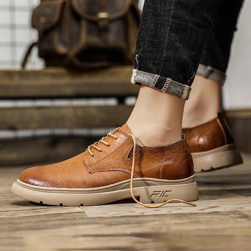 

Leather shoes men s autumn 2025 new men s British style casual trendy shoes business dress low-top work Martin shoes boots 38 коричневый