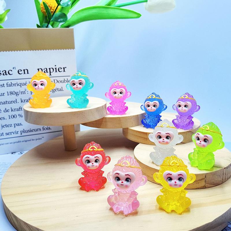 

Люмінесцентний 3D Король Мавп Сунь Укун Аксесуари для DIY ювелірних виробів Маленький подарунок Підвіска для автомобіля