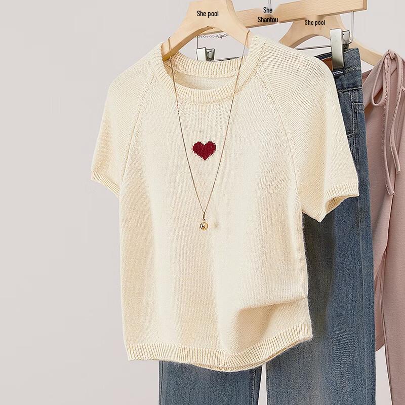 Women s Round Neck Short Sleeve Contrast Heart Knit Top OS