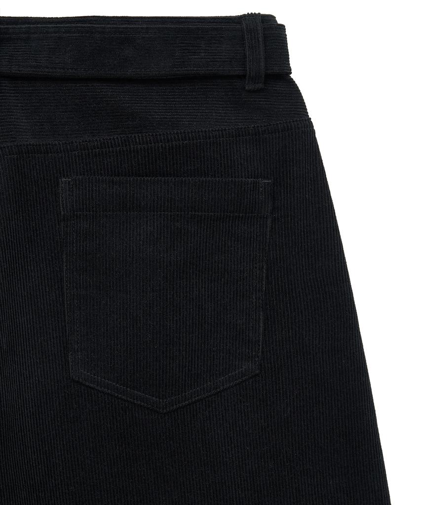 NOIRER FOR WOMAN Cotton Curved Corduroy Pants (Black)