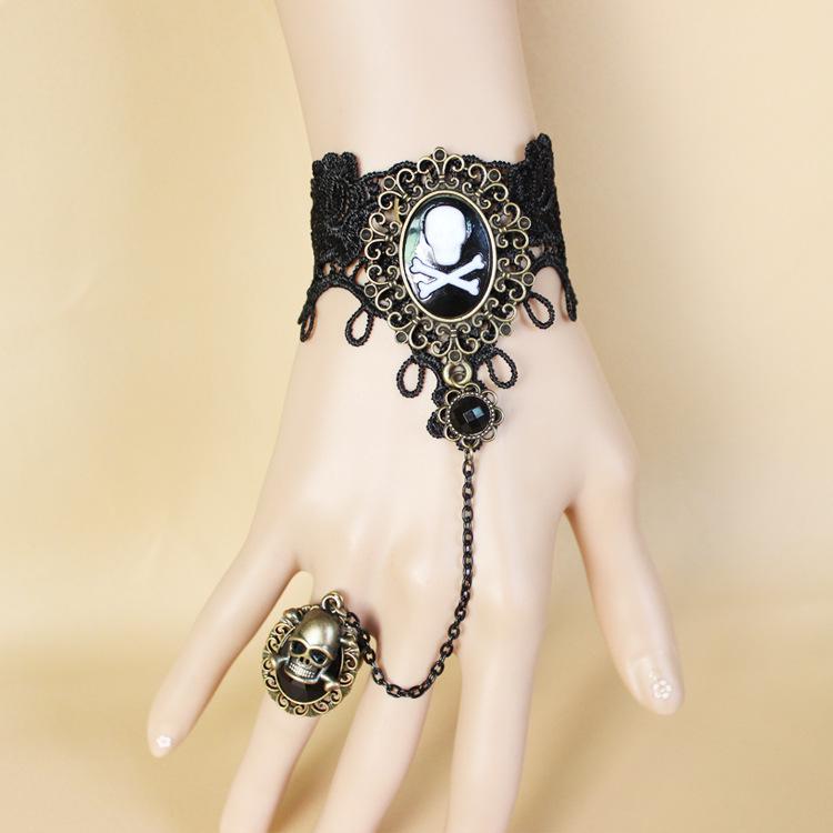 Gothic Halloween Lace Necklace & Bracelet Set - Exaggerated Retro Clavicle Chain Accessories