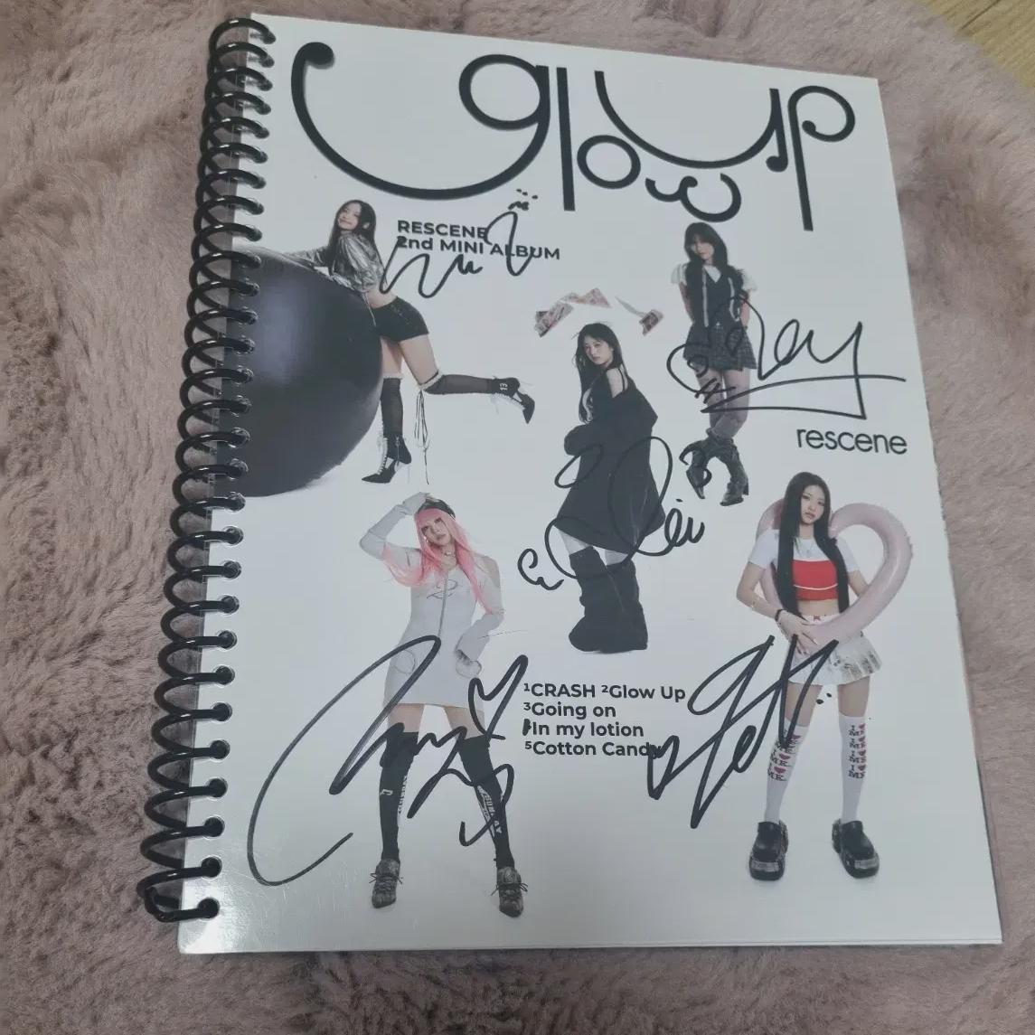 

Rescene Lisenne Glow Up Autographed Non-commercial Album Kpop Pocagirl Group