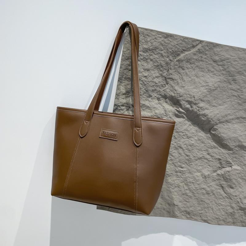 Tote Bag Women's 2025 New Large-capacity Commuter Bag Autumn Niche Design Shoulder Bag Simple Class Bag