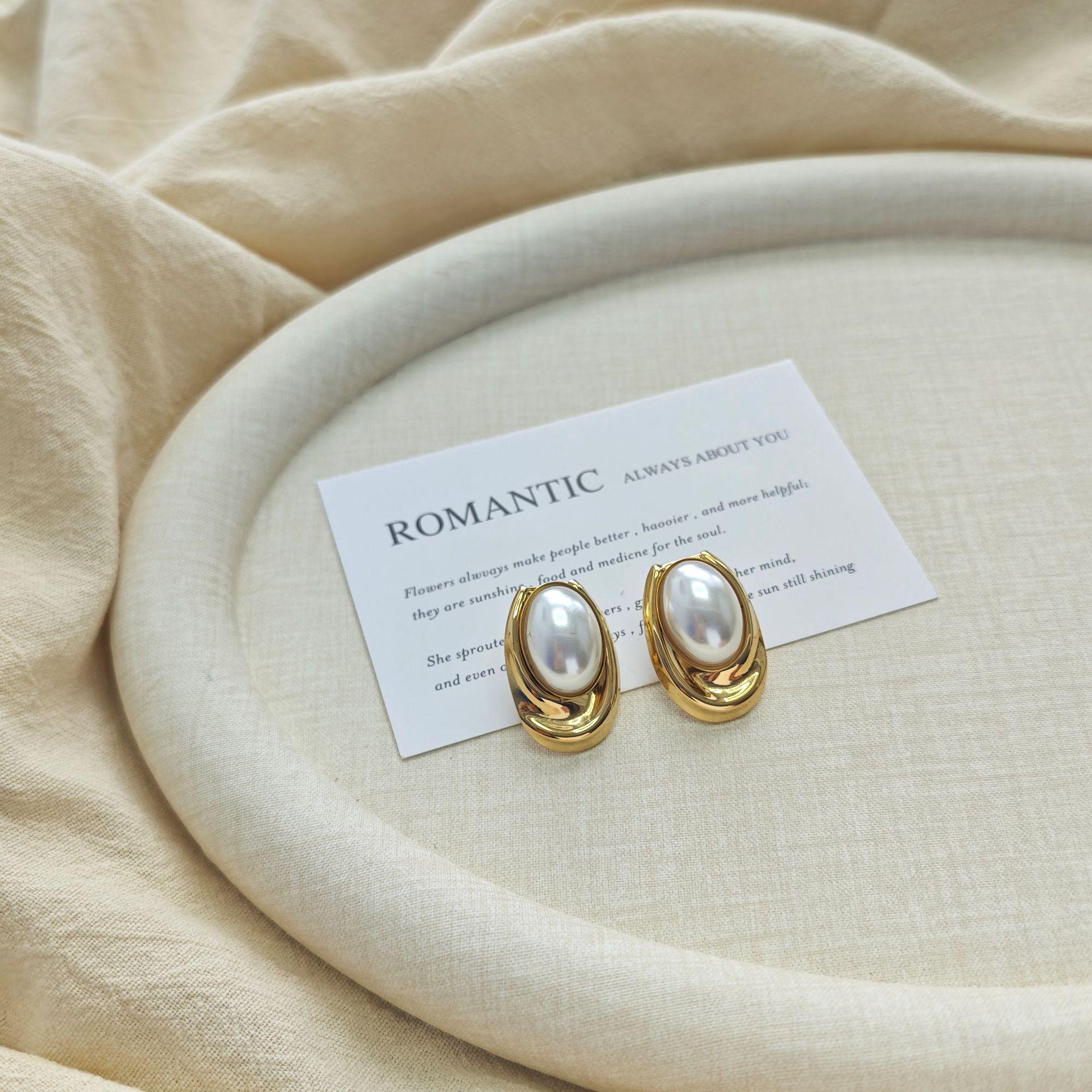 Gold Oval Pearl Stud Earrings - European  American Retro Luxury Style Women s Fashion Accessory.