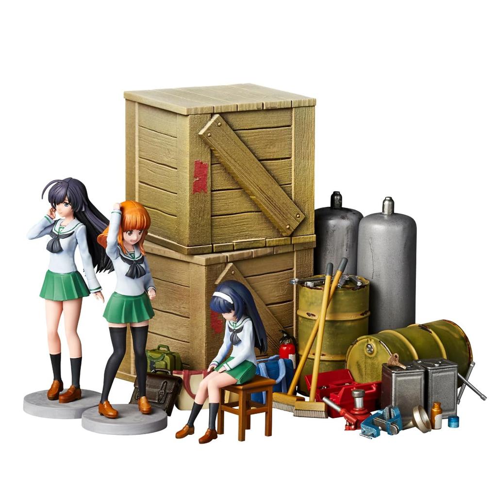 Kaiyodo ARTPLA Girls & Panzer Final Chapter Garage Set [B] 1/24 Scale Unpainted Plastic Model Kit