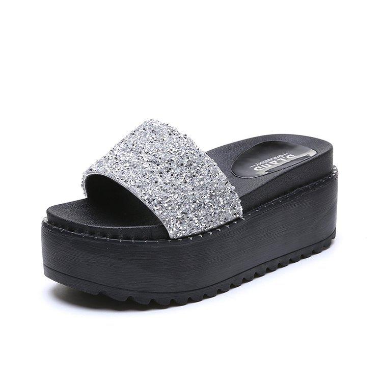 

Женские тапочки-шлепанцы с металлическими заклепками и мерцающими кристаллами, с открытым носком, на платформе, серебристого/оружейного цвета, сандалии-кексы, женские 4.5 серебряный