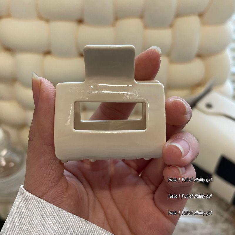 Hollow Square Macaron Color Small Hair Claws Plastic Hair Clip Hairpins Barrettes Ponytail Clip Crabs For Women Hair Accessories